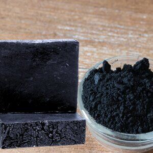 Detoxifying Charcoal Acne Bar